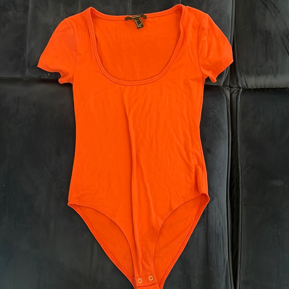 Scalloped neck body suit
